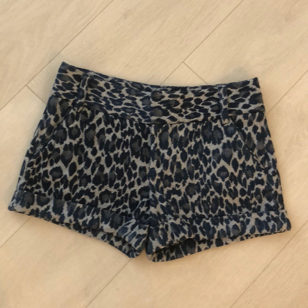 Alice+Olivia shorts size 4